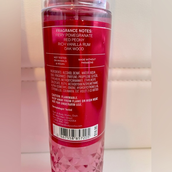 BBW Forever Red Fragrance Mist Spray Bath & Body Works Vanilla Rum 8 oz EA - Picture 4 of 4